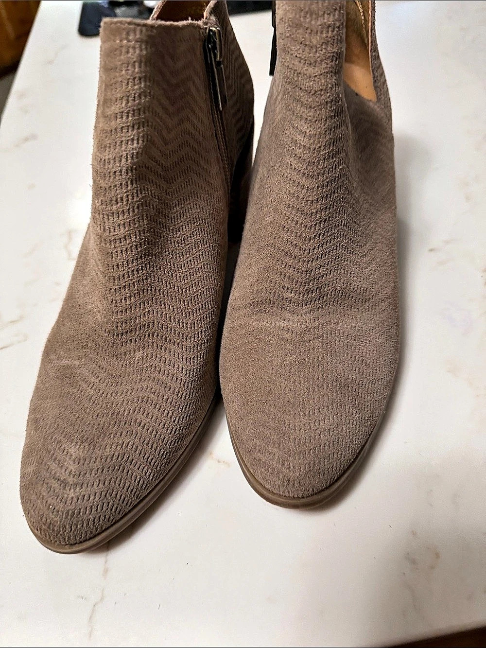 Lucky Brand Pickla Ankle Bootie Textured Booties in Brown